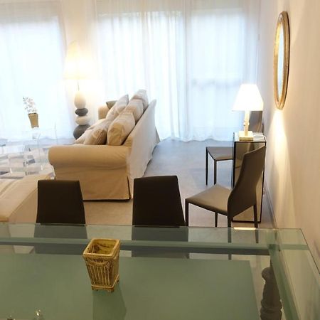Au Coeur Des Lices *** Centre Historique Avignon Apartment ภายนอก รูปภาพ