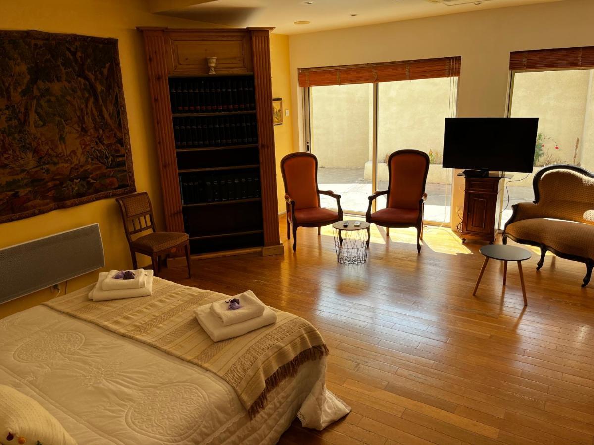 Au Coeur Des Lices *** Centre Historique Avignon Apartment ภายนอก รูปภาพ