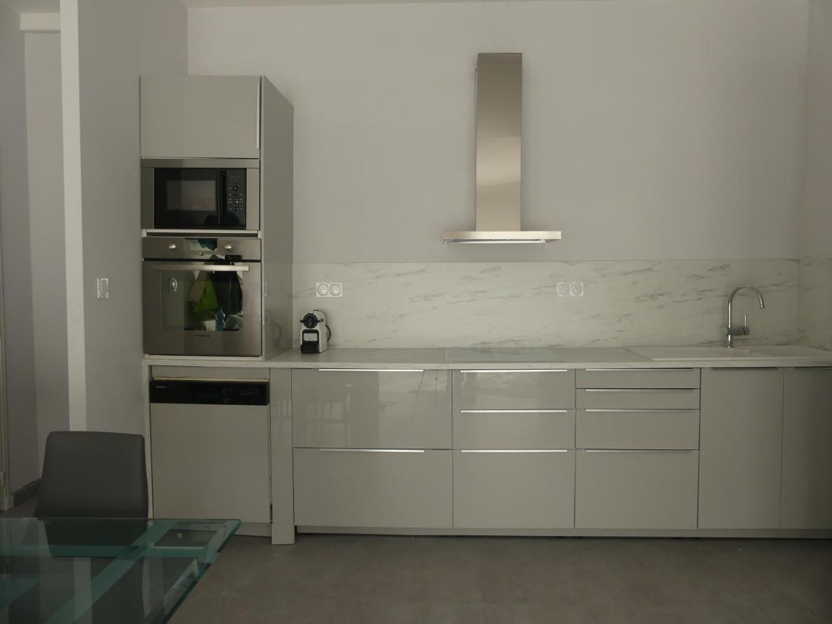 Au Coeur Des Lices *** Centre Historique Avignon Apartment ภายนอก รูปภาพ