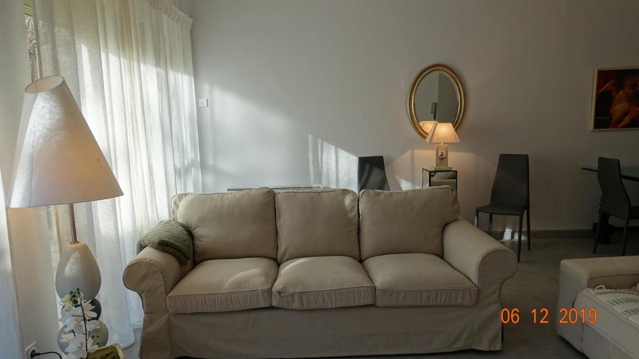 Au Coeur Des Lices *** Centre Historique Avignon Apartment ภายนอก รูปภาพ